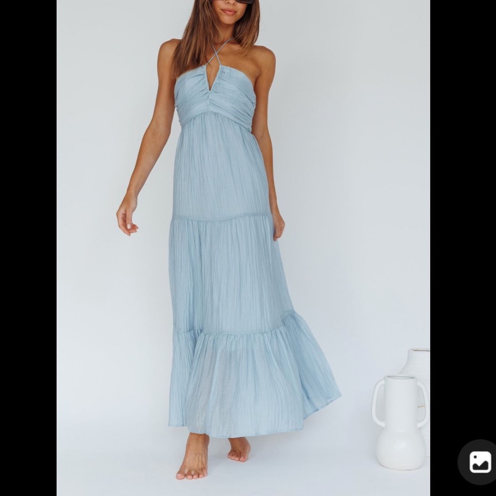 Selfie Leslie Ice Blue maxi halterneck dress